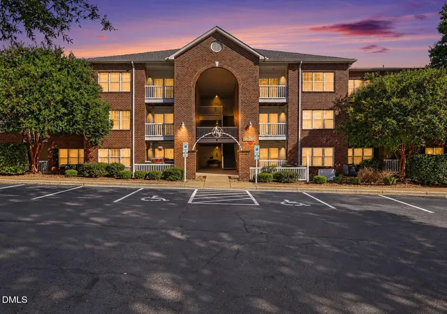 133-sturbridge-dr-133-clayton-nc-27520/hzid_8a9bba45