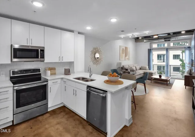 1300-st-marys-st-402-raleigh-nc-27605/hzid_3156f350