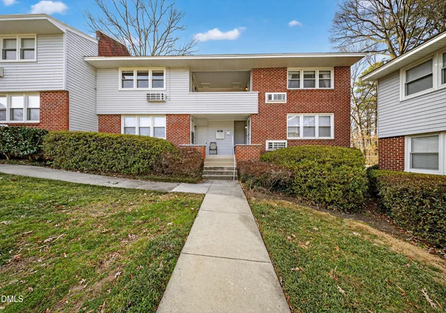 827-daniels-st-d-raleigh-nc-27605/hzid_4a8e86c9