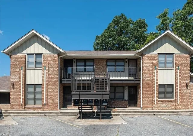 211-mciver-st-greensboro-nc-27403/hzid_cd30d074