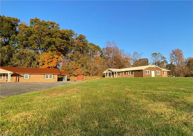 2500-olivet-ct-greensboro-nc-27406/hzid_ae86961d