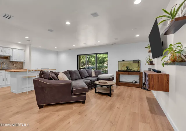 56-inverness-ct-matawan-nj-07747/hzid_4b6457d2
