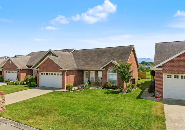 2704-manassas-dr-2-maryville-tn-37804/hzid_07bb0178