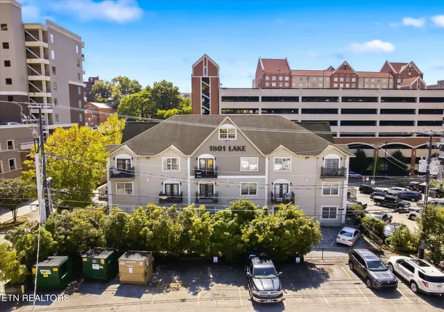 1801-lake-ave-107-knoxville-tn-37916/hzid_262ed6c7