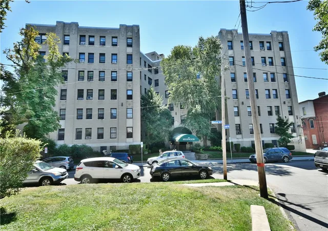 372-s-highland-ave-102-pittsburgh-pa-15206/hzid_e2d3e0a0