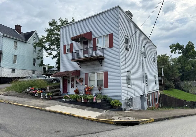 200-202-market-st-belle-vernon-pa-15012/hzid_ac6fd1bd