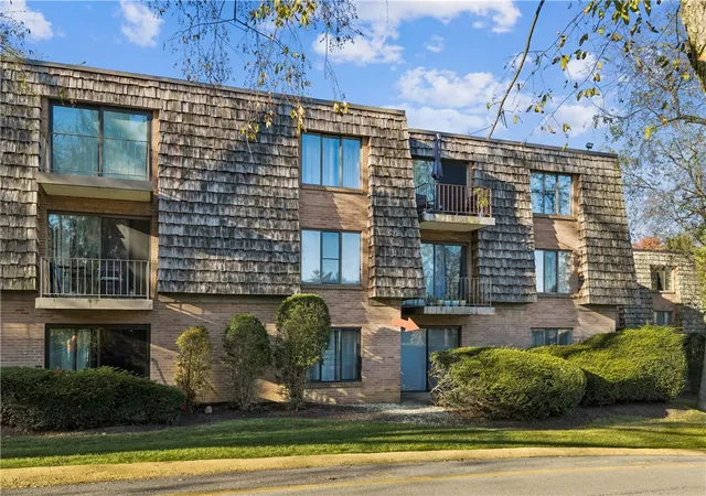 1113-forest-green-dr-coraopolis-pa-15108/hzid_9805cbee