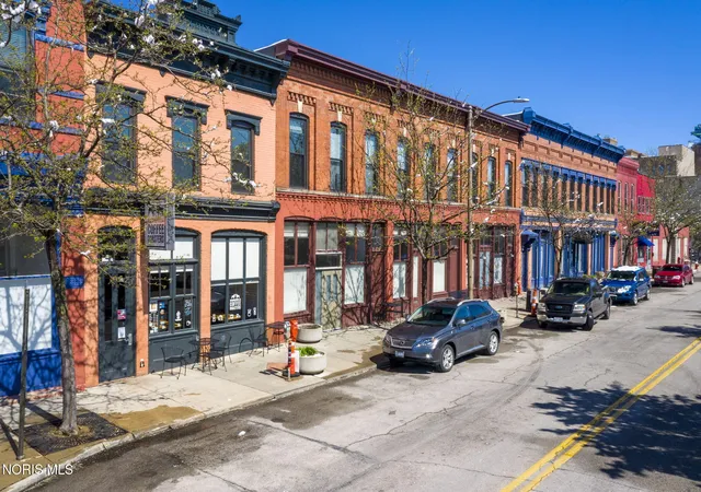 44-s-saint-clair-st-1-toledo-oh-43604/hzid_97a4e1bc