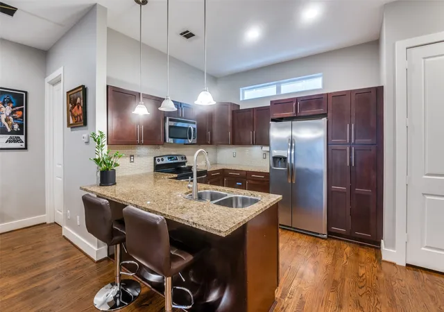 5618-lindell-ave-7-dallas-tx-75206/hzid_309075c4
