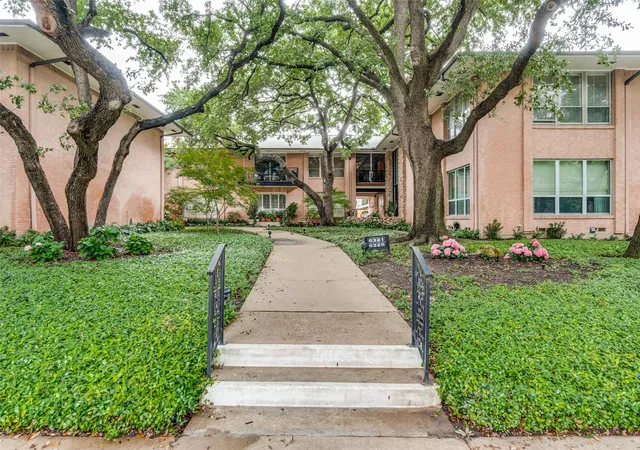 6321-bandera-ave-d-dallas-tx-75225/hzid_2d83c696
