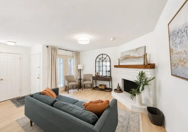 5200-martel-ave-24b-dallas-tx-75206/hzid_4fa1f7d2