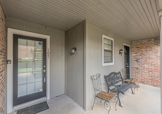 2728-copper-creek-dr-107-arlington-tx-76006/hzid_eadba923