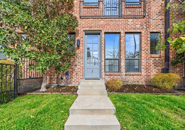 1900-caddo-st-2-dallas-tx-75204/hzid_b5eaae55