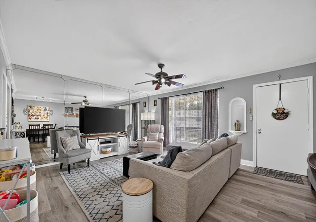 11116-valleydale-dr-d-dallas-tx-75230/hzid_aaadee43