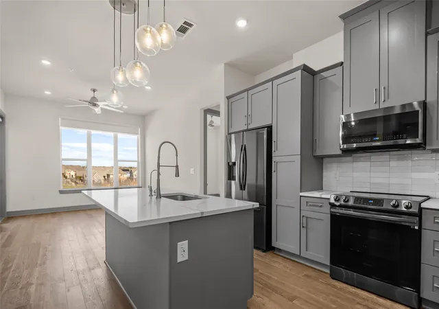 2700-old-denton-rd-3318-carrollton-tx-75007/hzid_60500a30