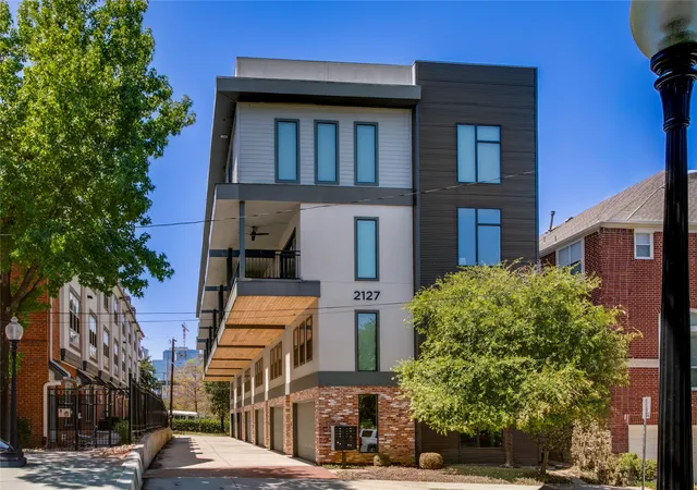 2127-clark-st-103-dallas-tx-75204/hzid_7482c10e