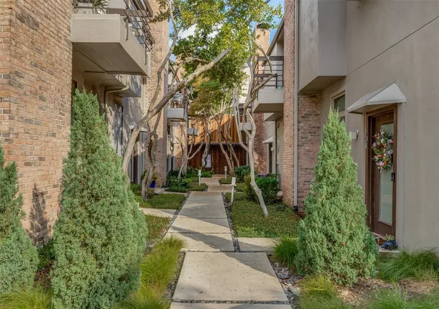 3944-buena-vista-st-206-dallas-tx-75204/hzid_2811bd7f
