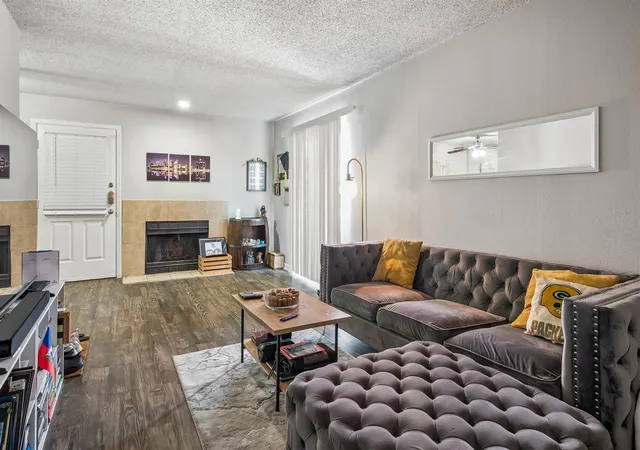 4502-gaston-ave-320-dallas-tx-75246/hzid_2526ad79