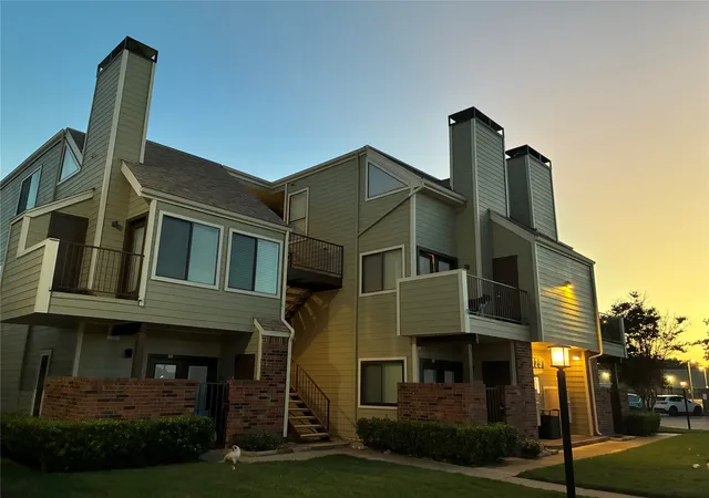 3129-sondra-dr-205-fort-worth-tx-76107/hzid_c34276fa