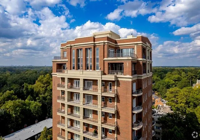 2724-peachtree-rd-nw-upper-atlanta-ga-30305/hzid_dab47894