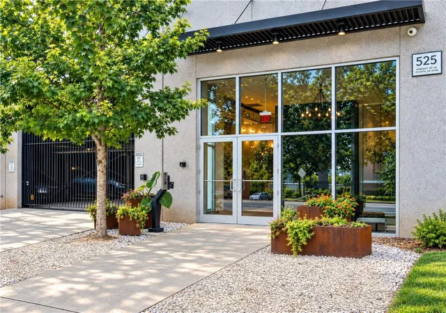 525-parkway-dr-ne-413-atlanta-ga-30354/hzid_4f1bea8f
