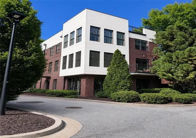 711-dekalb-711-ave-ne-atlanta-ga-30307/hzid_bef46c1c