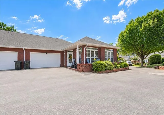 4232-pondview-way-oakwood-ga-30566/hzid_07b1e5f8
