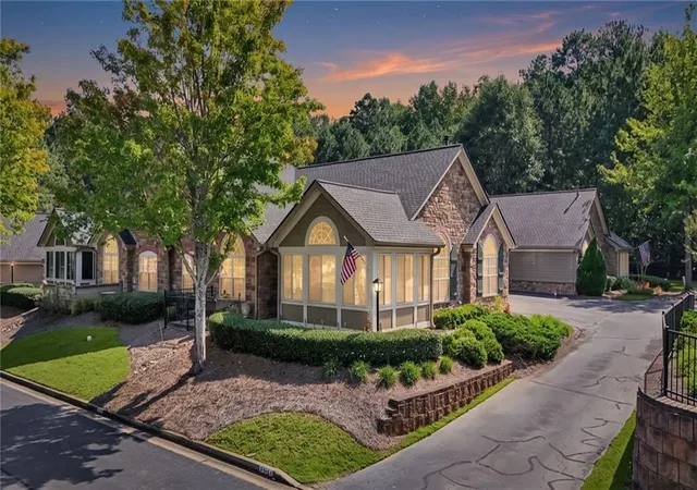 5316-stone-village-cir-nw-kennesaw-ga-30152/hzid_5e6edd8f
