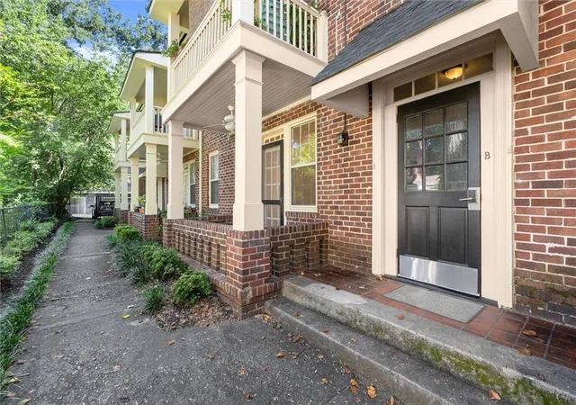 1048-euclid-ave-ne-b2-atlanta-ga-30307/hzid_b8c213ff