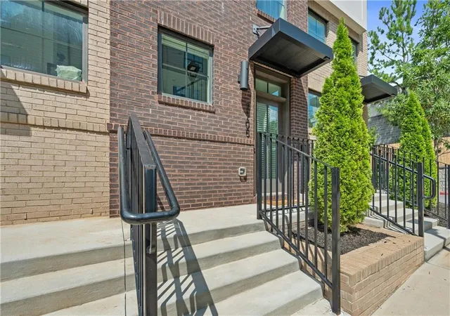 230-new-st-2105-decatur-ga-30030/hzid_92eebb3d