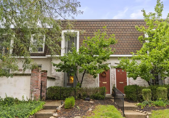 2866-chateau-cir-97-columbus-oh-43221/hzid_9d993e6a