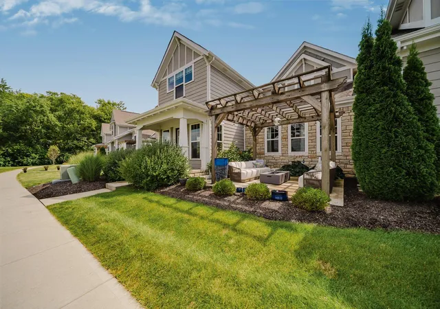 5228-estuary-ln-13b-dublin-oh-43016/hzid_743ec044