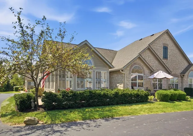 1283-cascade-dr-14-grove-city-oh-43123/hzid_454860b4