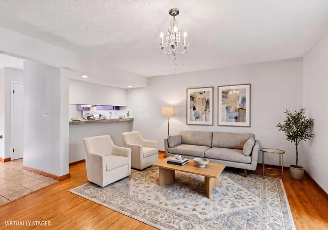 758-crofton-cir-reynoldsburg-oh-43068/hzid_0dc9bc8d