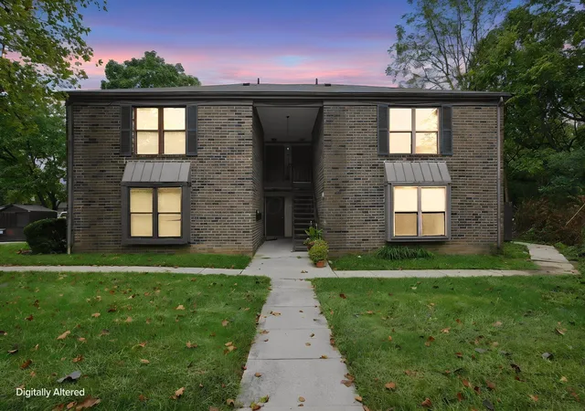 5844-hallridge-cir-b-columbus-oh-43232/hzid_eb175850
