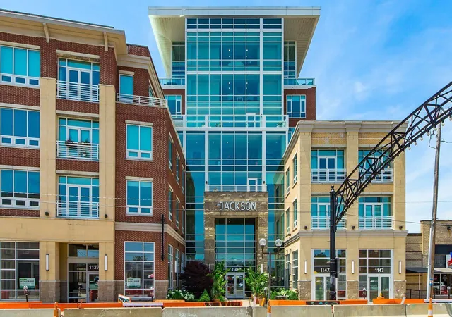 1145-n-high-st-304-columbus-oh-43201/hzid_0ade78cf