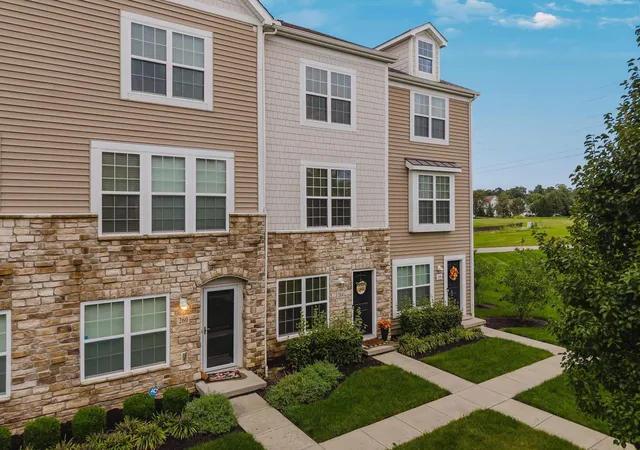 264-autumn-ridge-cir-pickerington-oh-43147/hzid_c2d7fd7a