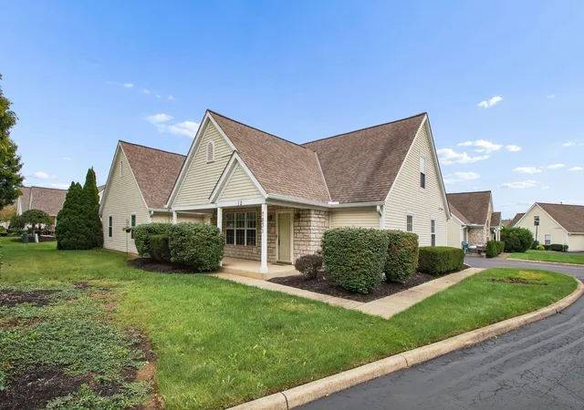 7831-farmsbury-dr-reynoldsburg-oh-43068/hzid_497bf4d8