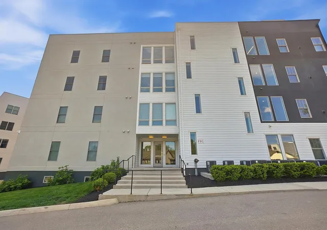 5233-highpointe-lakes-dr-202-westerville-oh-43081/hzid_1a46f3e5