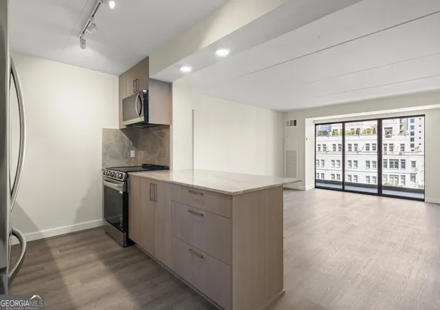 2460-peachtree-rd-ne-903-atlanta-ga-30305/hzid_b8a84d93
