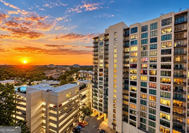 3481-lakeside-dr-ne-1702-atlanta-ga-30326/hzid_40e6bacf