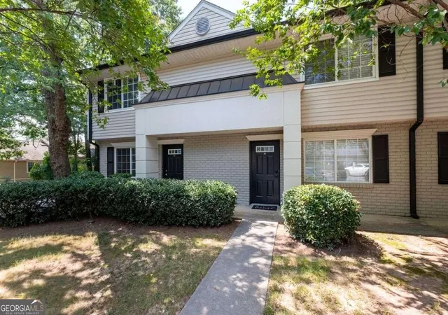 6940-roswell-rd-b3-sandy-springs-ga-30328/hzid_e675f0d9