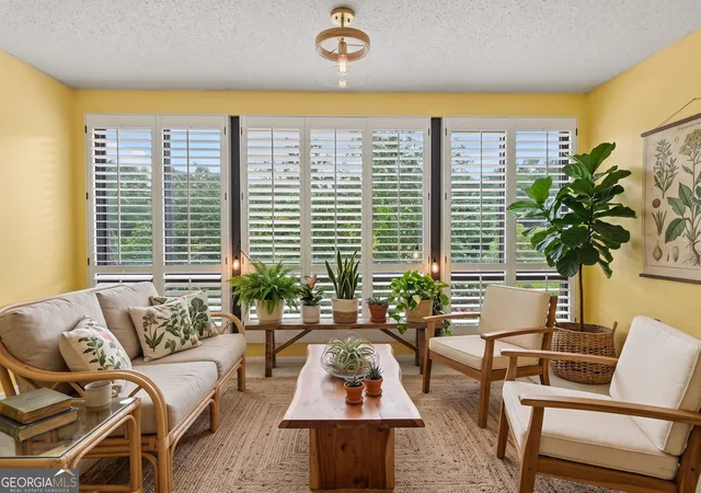 1800-clairmont-lk-a525-decatur-ga-30033/hzid_79724e34
