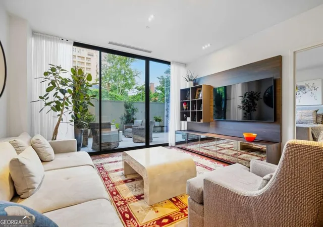 2660-peachtree-rd-nw-4e-atlanta-ga-30305/hzid_b3e3e80d