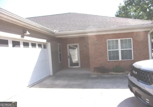1604-commonwealth-cir-newnan-ga-30263/hzid_ed5c81f4