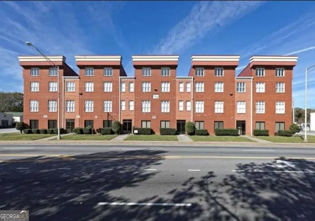 2465-main-st-302-atlanta-ga-30344/hzid_ab0a7f37