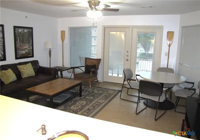 730-e-mather-st-j203-new-braunfels-tx-78130/hzid_0867b87a