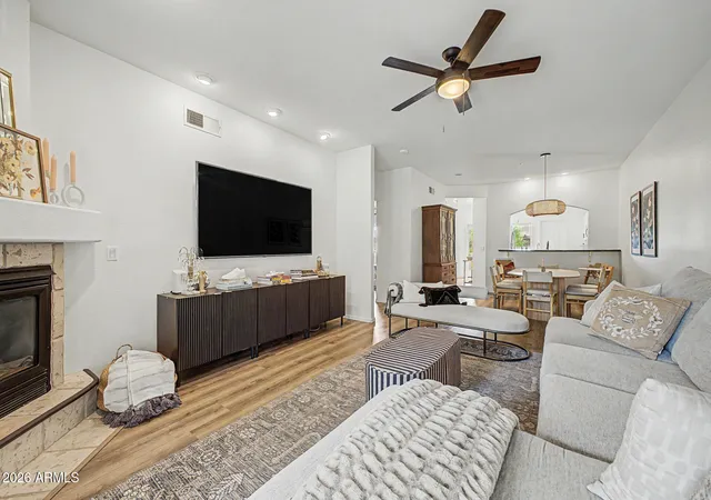 7021-e-earll-dr-202-scottsdale-az-85251/hzid_16945f2c