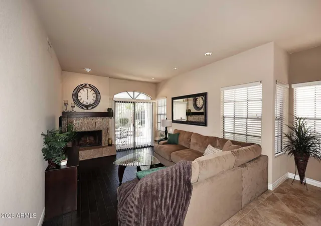 10019-e-mountain-view-rd-1092-scottsdale-az-85258/hzid_e96ec868