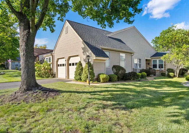 5-thomas-paine-dr-monroe-township-nj-08831/hzid_2eeb5989